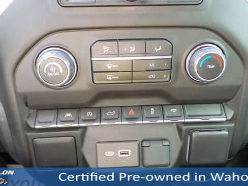 Used 2022 Chevrolet Silverado 1500 Custom image 15