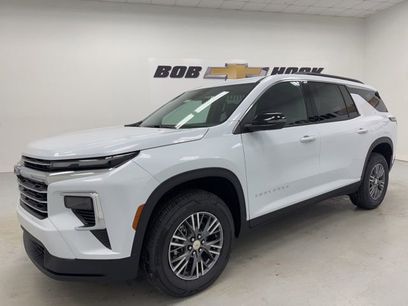 New 2026 Chevrolet Traverse LT w/ LPO, Floor Liner Package