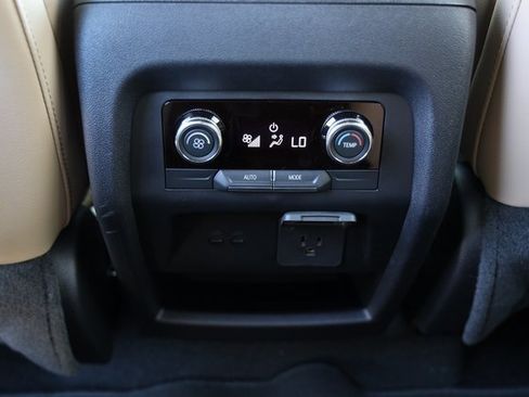 New 2026 Buick Enclave Preferred w/ Power Package image 27