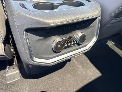 Used 2025 Ford Expedition Active AWD/4WD image 21