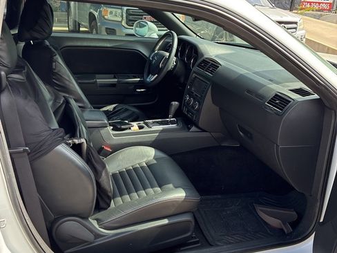 Used 2014 Dodge Challenger R/T Plus RWD image 6