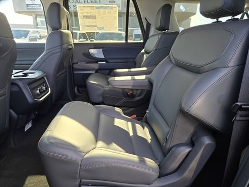 New 2025 Ford Expedition Max Active image 6