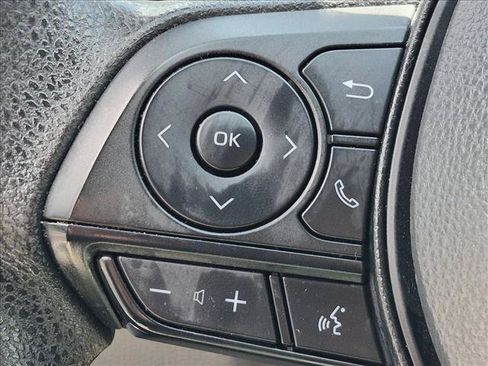 Used 2025 Toyota RAV4 LE FWD image 12