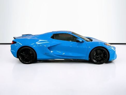 New 2025 Chevrolet Corvette E-Ray image 5