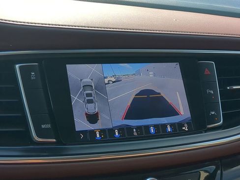 Used 2021 Buick Enclave Avenir w/ Avenir Technology Package image 25