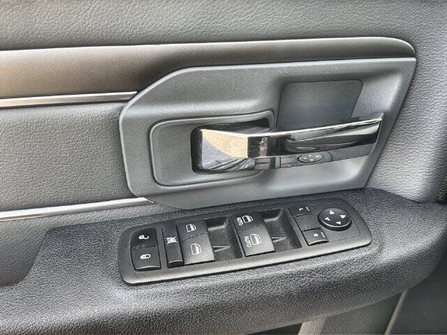 Used 2024 RAM 1500 Classic SLT RWD image 21