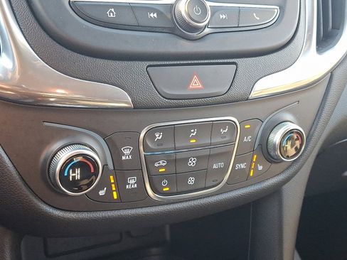 Used 2019 Chevrolet Equinox LT image 15