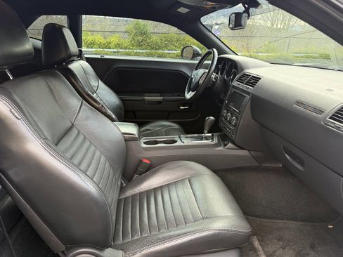 Used 2013 Dodge Challenger R/T Plus image 14