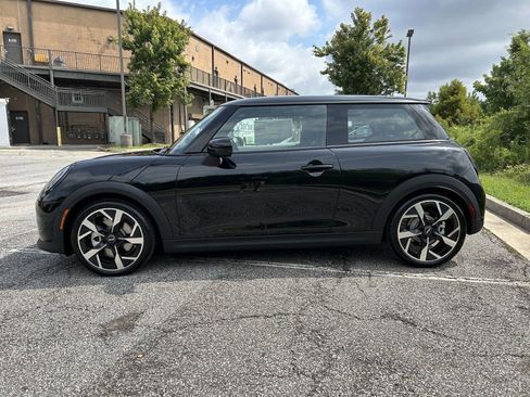 Used 2025 MINI Cooper S image 2
