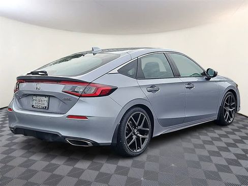 Certified 2022 Honda Civic Sport Touring image 4