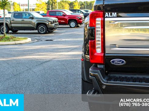 Used 2024 Ford F450 King Ranch w/ FX4 Off-Road Package image 12