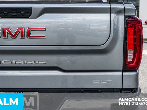 Used 2025 GMC Sierra 1500 SLT image 12