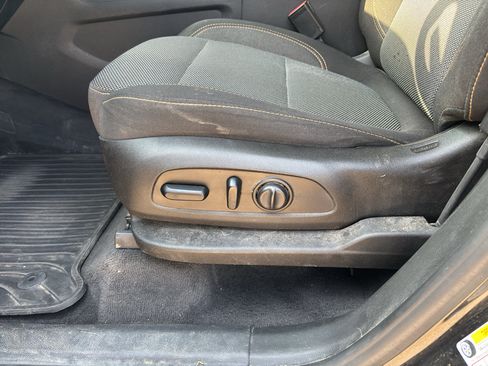 Used 2018 Chevrolet Traverse LS AWD/4WD image 4