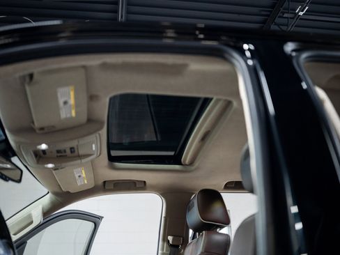 Used 2014 Chevrolet Silverado 1500 High Country w/ High Country Premium Package image 23