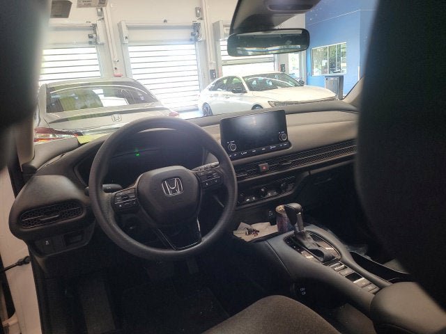 Certified 2025 Honda HR-V LX image 14