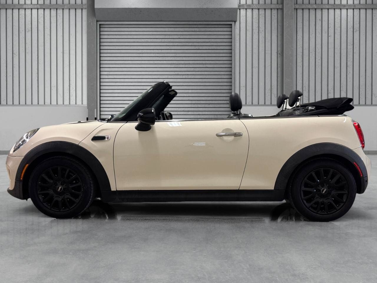 Used 2019 MINI Cooper Convertible FWD image 2