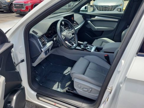 Used 2025 Audi Q5 2.0T Premium AWD/4WD image 15