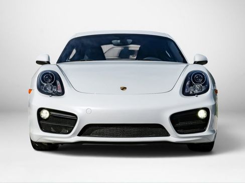 Used 2015 Porsche Cayman S RWD image 3