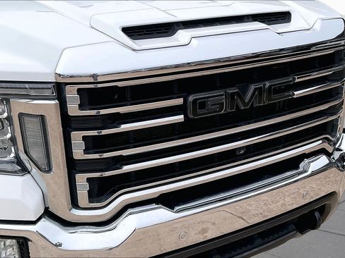 Used 2021 GMC Sierra 2500 SLT w/ SLT Premium Package AWD/4WD image 28
