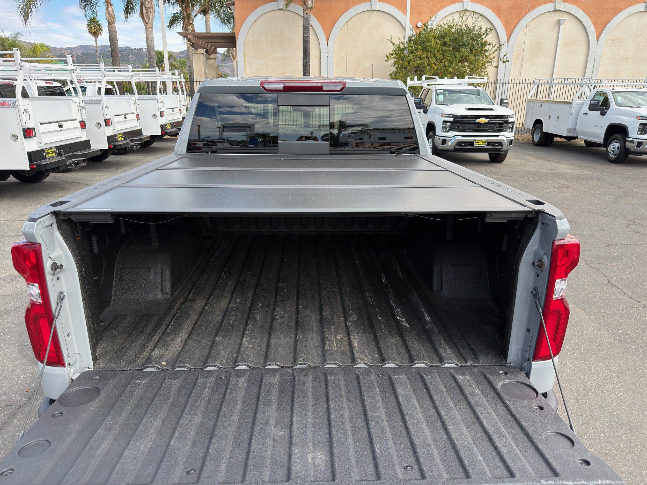 Used 2025 Chevrolet Silverado 1500 RST w/ Convenience Package II RWD image 18
