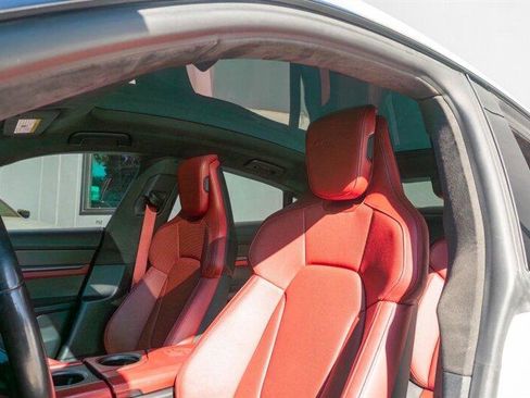 Used 2020 Porsche Taycan Turbo S image 11