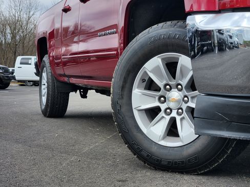 Used 2018 Chevrolet Silverado 1500 LT w/ All Star Edition image 22