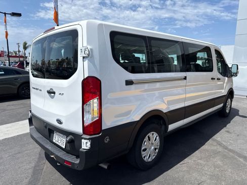 Used 2024 Ford Transit 350 XLT RWD image 17