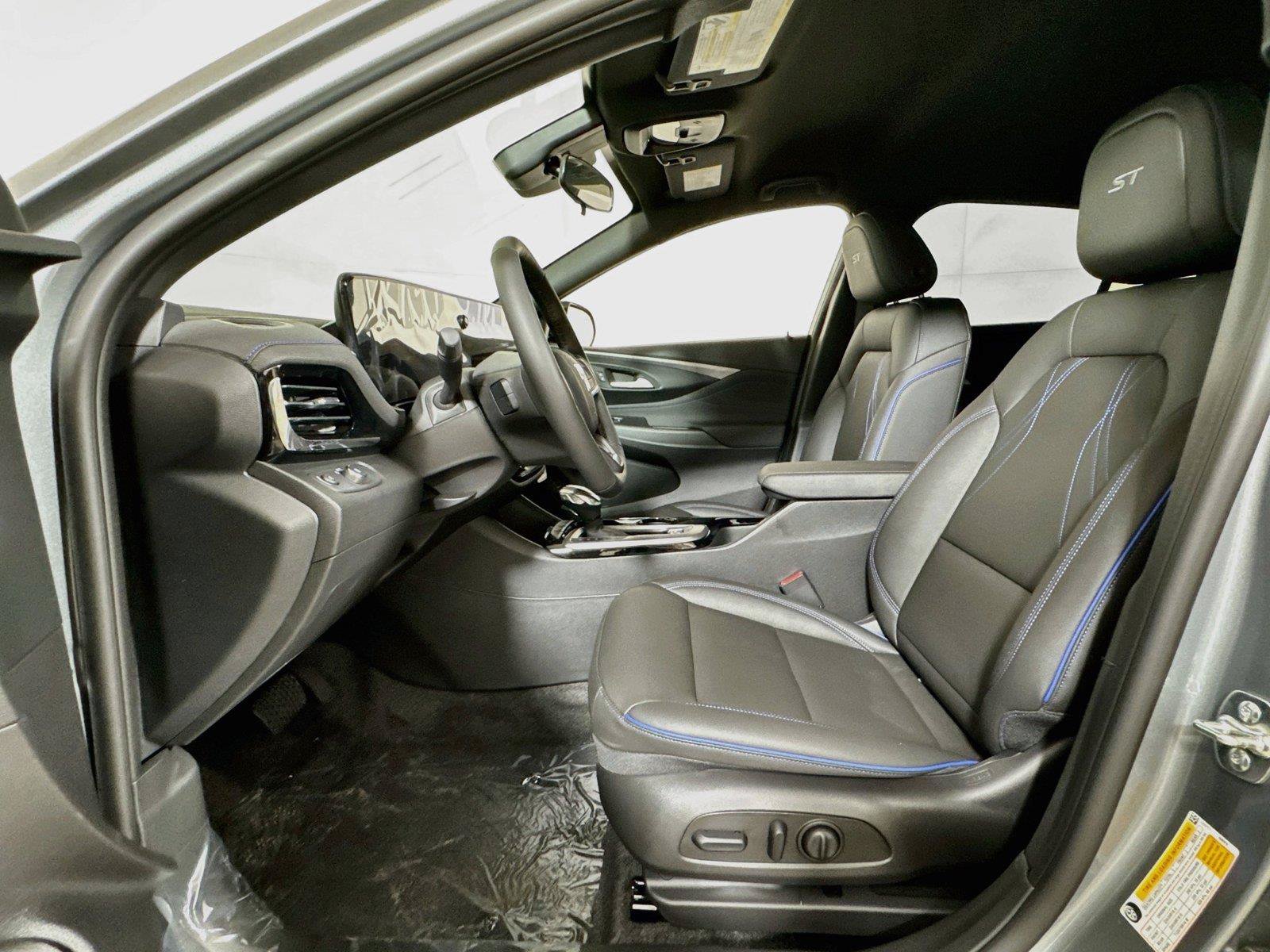 New 2026 Buick Envista Sport Touring w/ Convenience I Package FWD image 11
