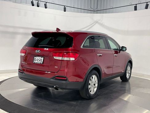Used 2018 Kia Sorento AWD image 11