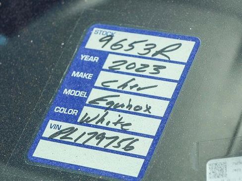 Used 2023 Chevrolet Equinox LT image 26