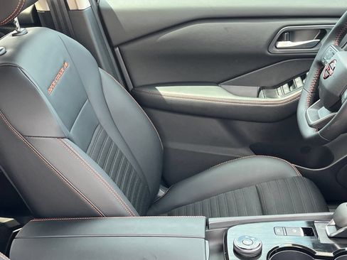 New 2026 Nissan Rogue SV AWD/4WD image 10