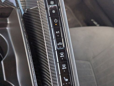 Used 2025 Chevrolet Corvette Z06 w/ Z07 Performance Package image 23