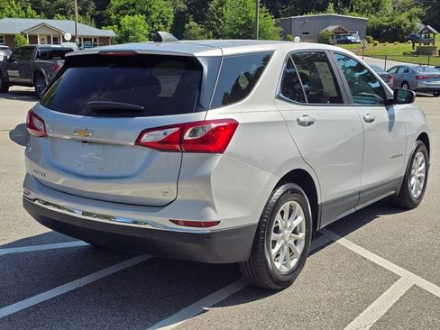Used 2021 Chevrolet Equinox LT w/ Driver Convenience Package FWD image 6