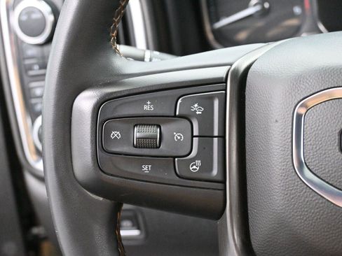 Used 2023 GMC Sierra 3500 AT4 w/ AT4 Premium Plus Package image 17