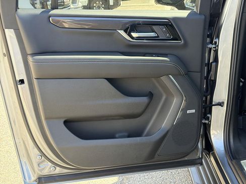 New 2026 GMC Yukon XL Elevation w/ Elevation Premium Package RWD image 25