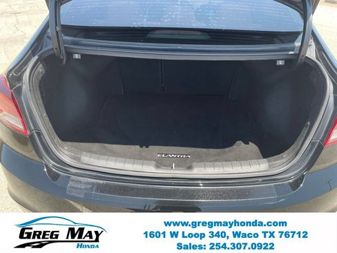 Used 2020 Hyundai Elantra Value Edition FWD image 24