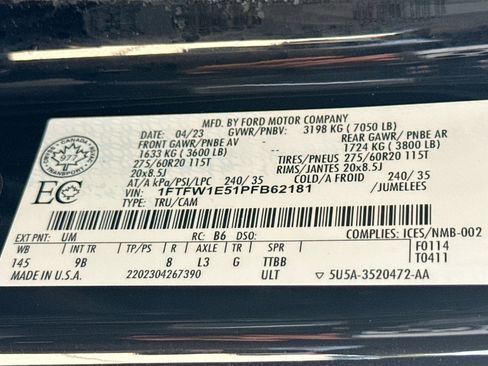 Used 2023 Ford F150 Platinum image 40