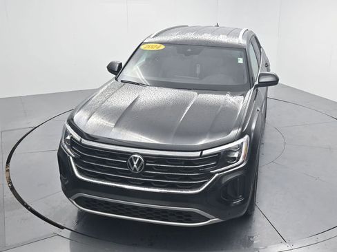 Used 2024 Volkswagen Atlas Cross Sport SE FWD image 52