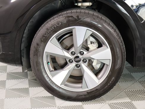 Used 2024 Audi Q5 2.0T Premium AWD/4WD image 18