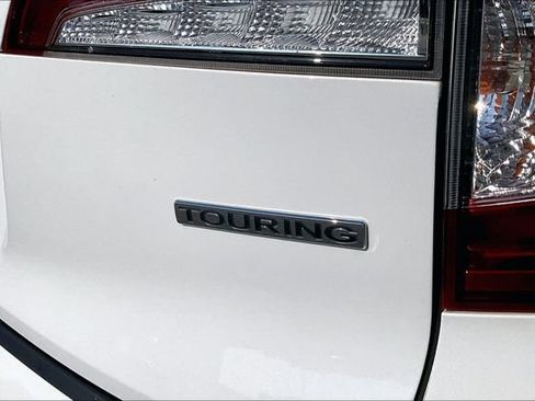 Used 2021 Honda Pilot Touring image 23