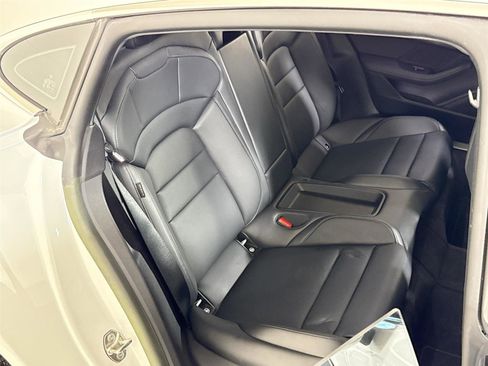 Used 2023 Porsche Taycan 4S image 28