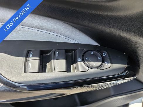 Used 2024 Chevrolet Trax LT FWD image 13
