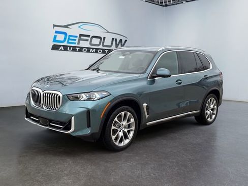 New 2026 BMW X5 xDrive40i w/ Climate Comfort Package image 7