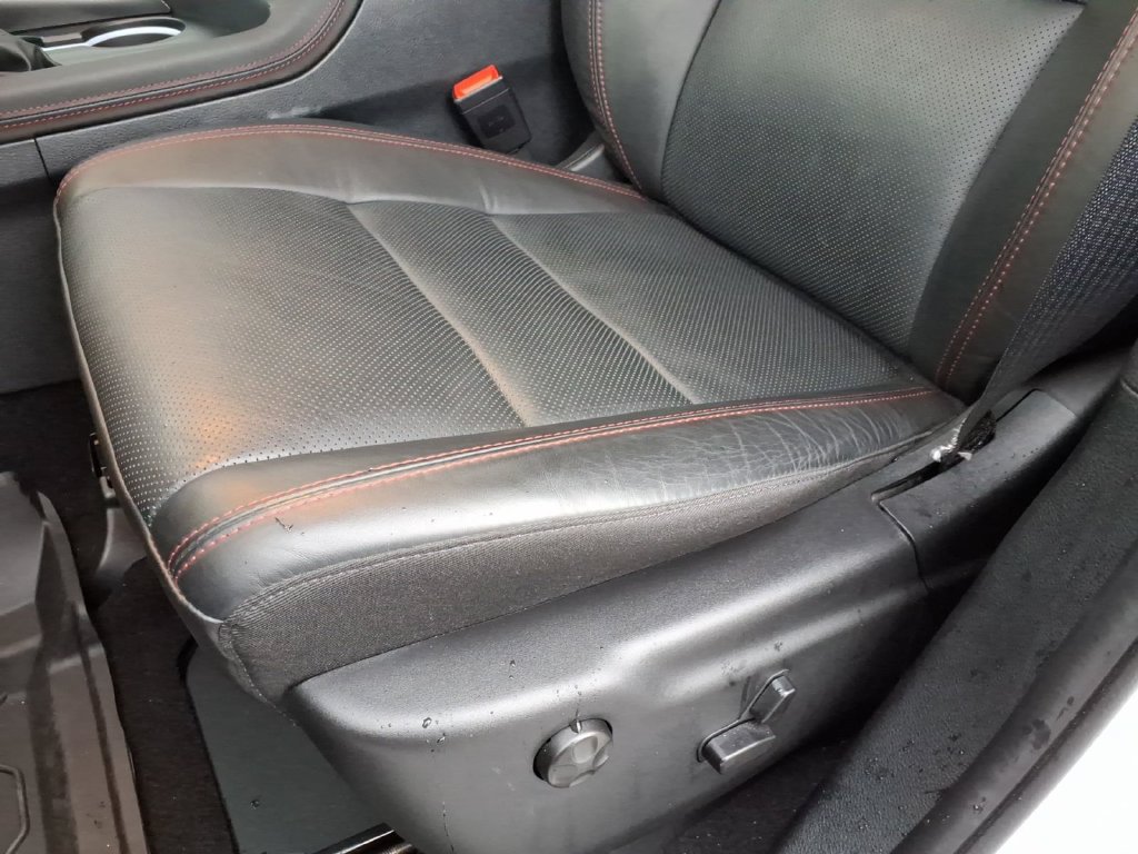 Used 2025 Dodge Durango R/T AWD/4WD image 11