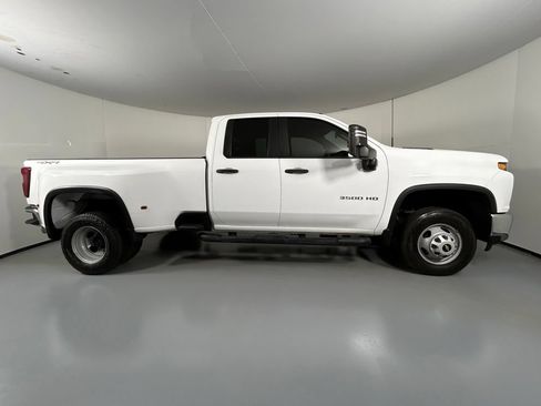 Used 2022 Chevrolet Silverado 3500 W/T w/ WT Convenience Package AWD/4WD image 8