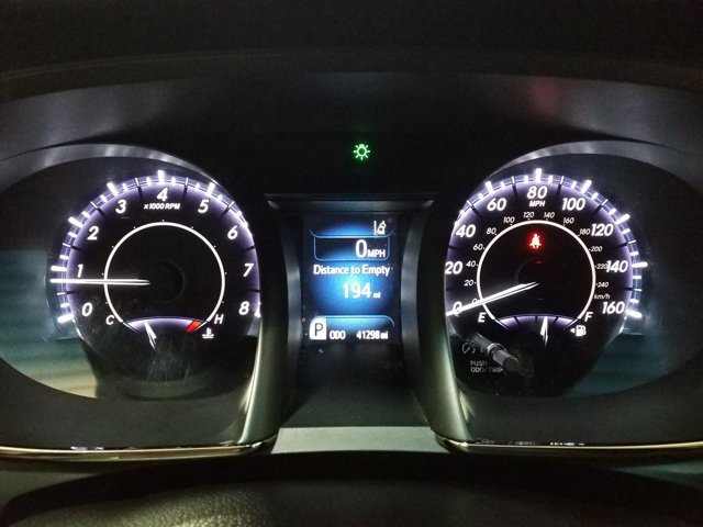 Used 2018 Toyota Avalon Limited FWD image 9