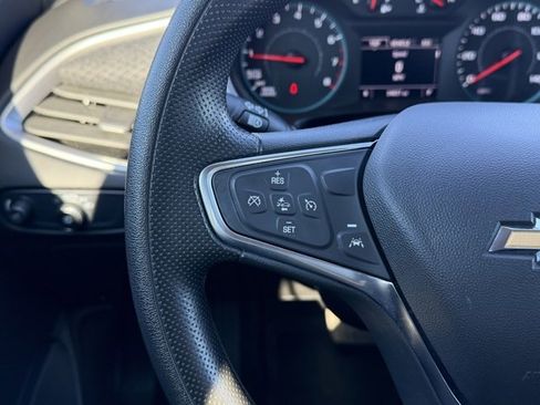 Used 2025 Chevrolet Malibu LT image 28