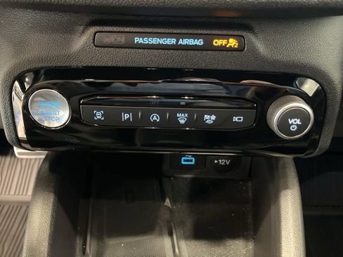 Certified 2023 Ford Escape ST-Line Elite w/ Premium Technology Package image 21