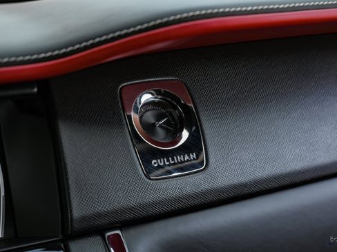 Used 2022 Rolls-Royce Cullinan image 54