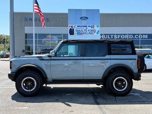 Used 2021 Ford Bronco Outer Banks w/ Sasquatch Package AWD/4WD image 2